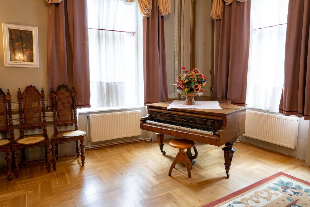 Pension Zamek Rudnik Bagian luar foto
