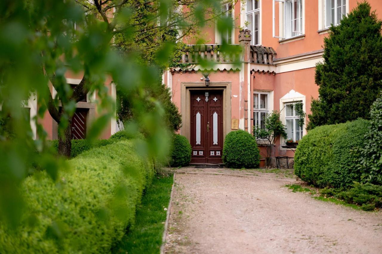 Pension Zamek Rudnik Bagian luar foto