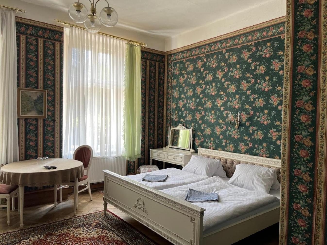 Pension Zamek Rudnik Bagian luar foto